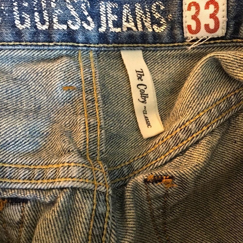 GUESS DISTRESSED DENIM  - Picture 5 of 7